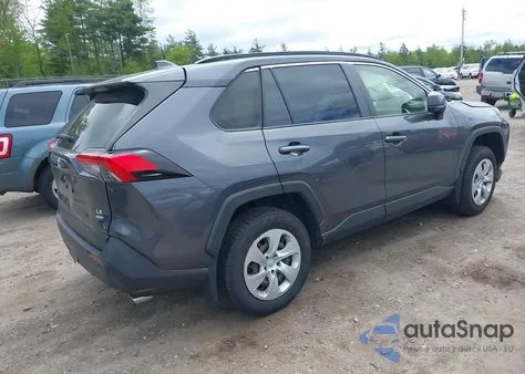 2019 Toyota Rav4 Le z USA, uszkodzony, nr VIN JTMF1RFV3KD033374